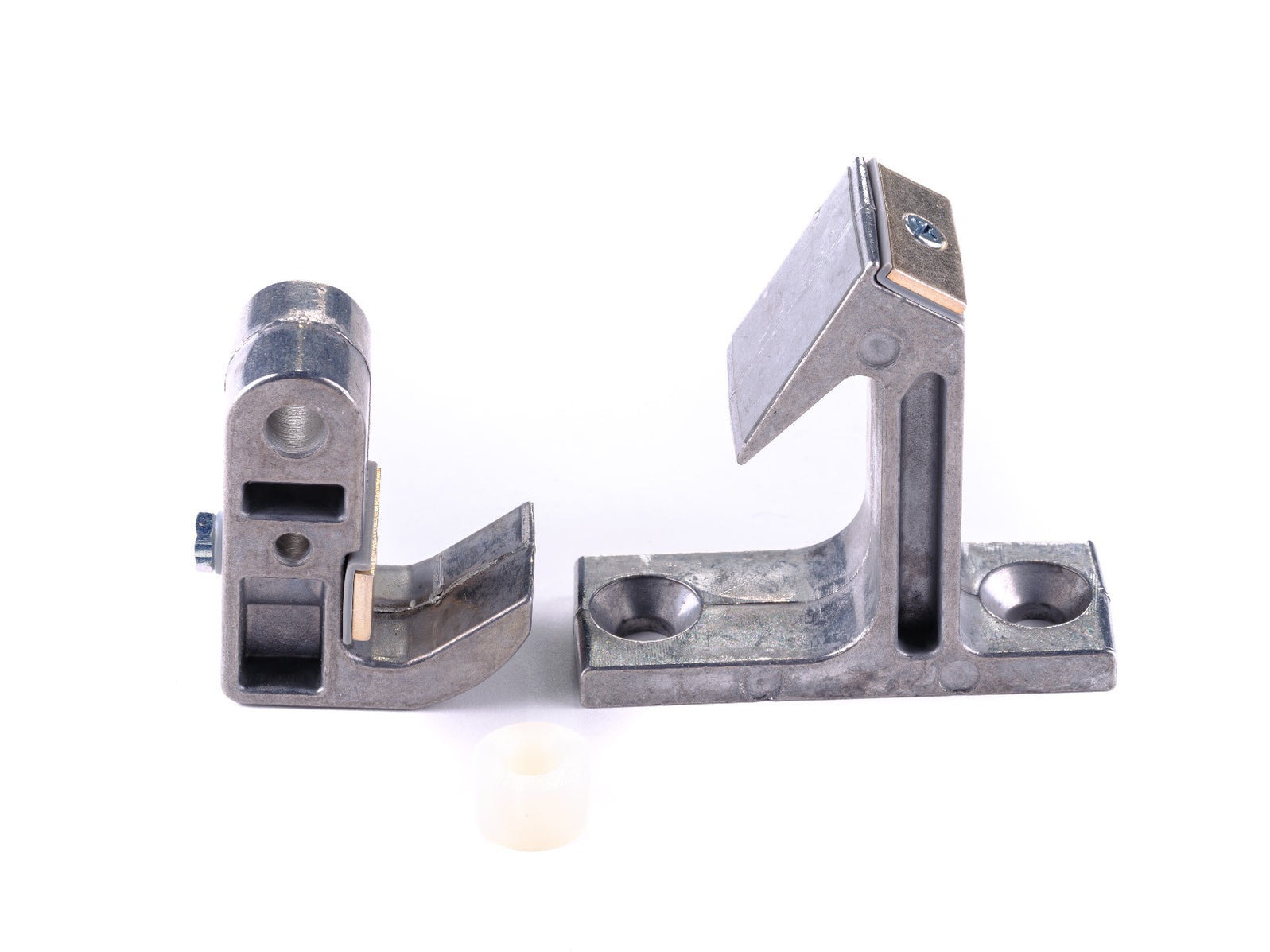 EMDL Door Latch and Keeper Universal Lifts